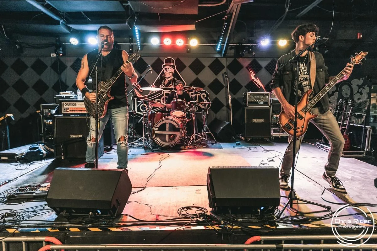 Full band on stage