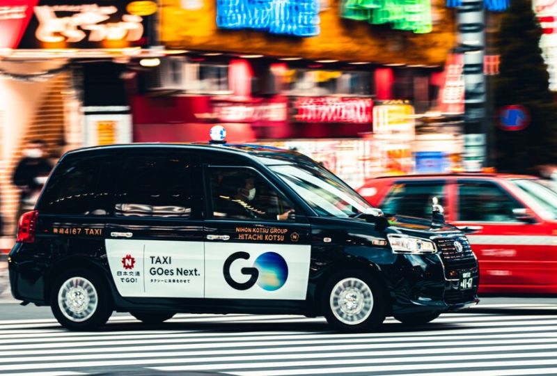 xe taxi: một loại phương tiện giao thông phổ biến ở Niseko