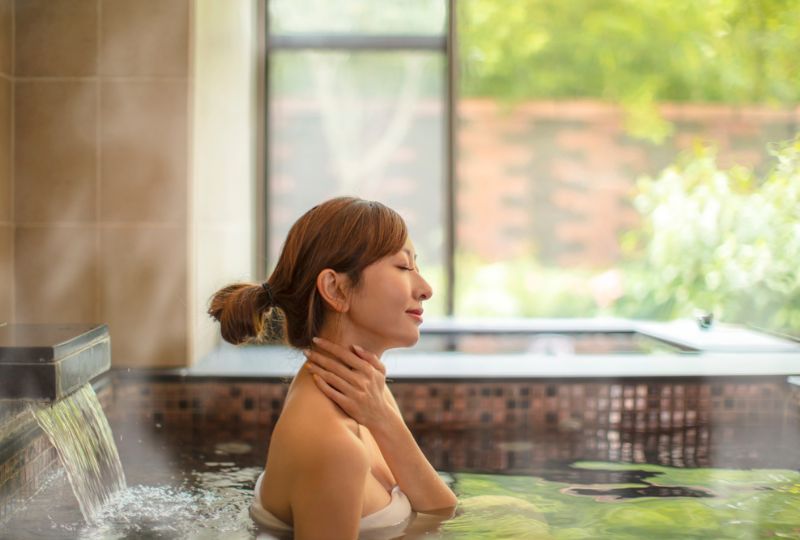 Tắm onsen