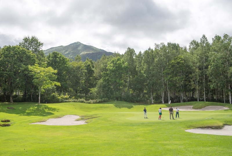 Đánh gôn vào mùa hè ở Niseko