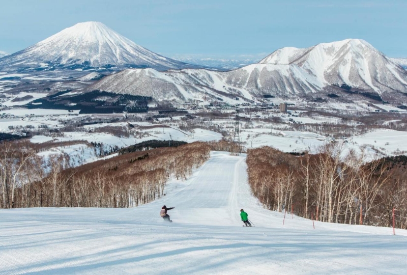 Rusutsu Resort: khu trượt tuyết ở Niseko và gần đó