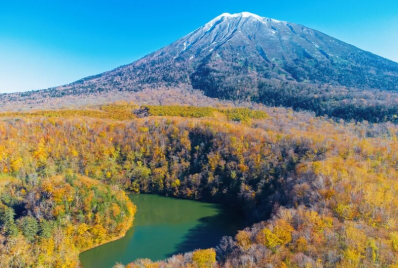 Good Hiking Spots: Hangetsu Lake