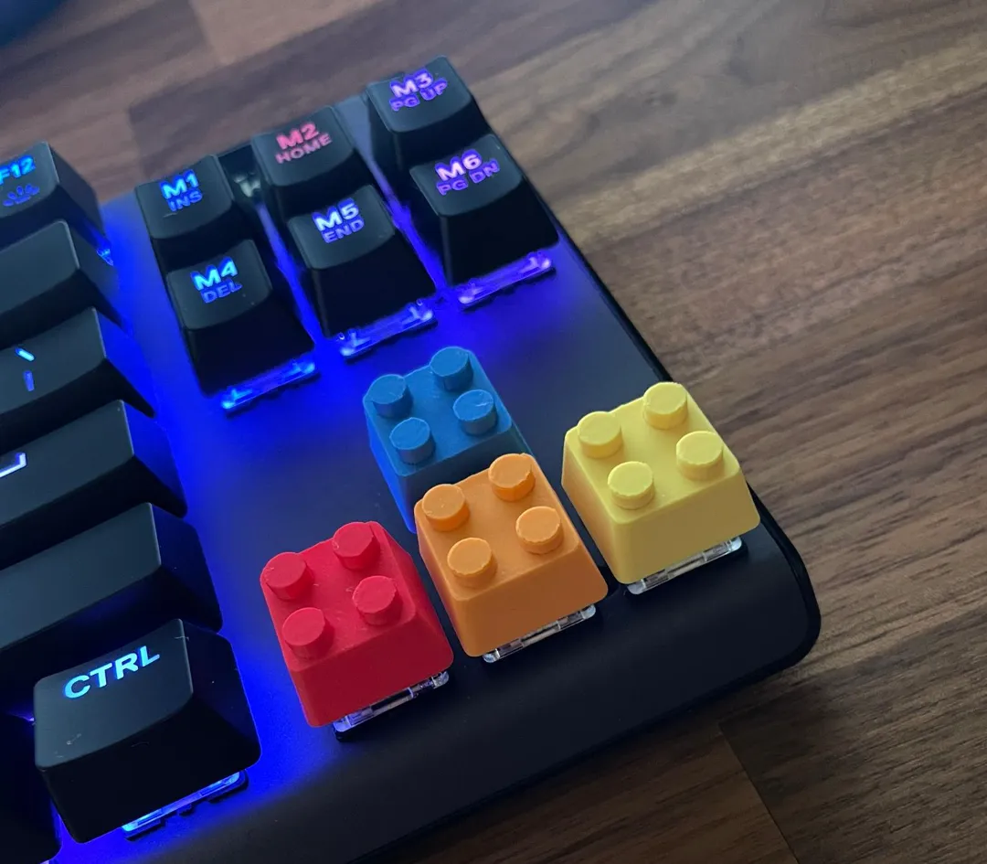 Keycap Personalizada Estilo Bloco de Construção Compatível com Minifiguras – Teclados Mecânicos Switch em Cruz 🧱🎮