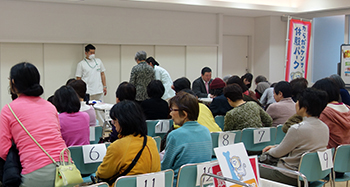 新宿区主催 女性の健康イベントにボランティア参加 なるなるフェスタ17 ニュース 専門学校 首都医校