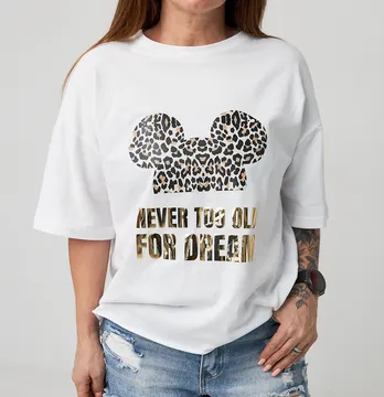 Футболка женская оверсайз "Never too old for dream" белого цвета