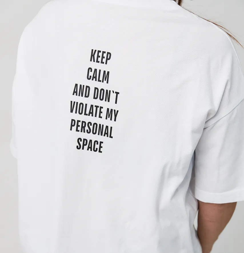 Женская футболка оверсайз "Keep calm" белого цвета.-2