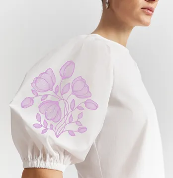 Термонаклейка "Цветы кустик" 19 см сиреневого цвета.