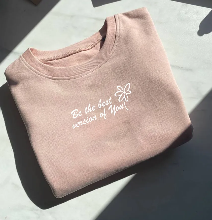 Термоналіпка "Be the best version of you" 10*3,6 см білого кольору-1