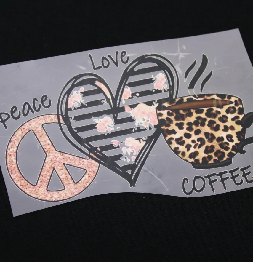Термонаклейка "Peace love" 19*12 см-1