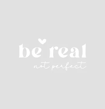 Термоналіпка "Be real" 8*3,5 см білого кольору