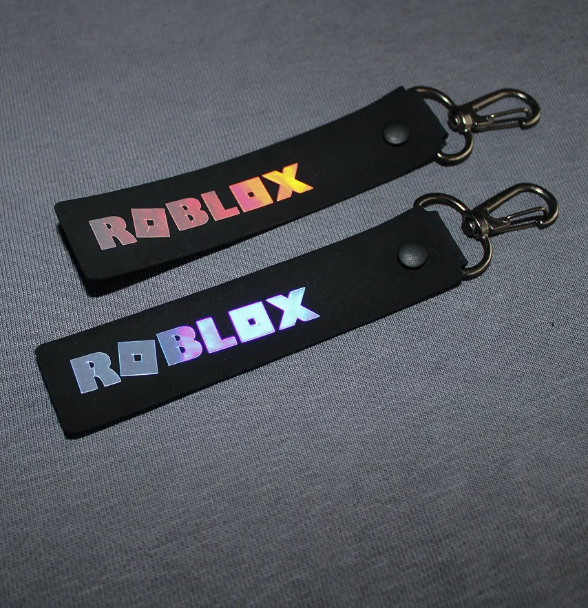 Підвіска з карабіном "Roblox" 20*120 мм чорного кольору-2