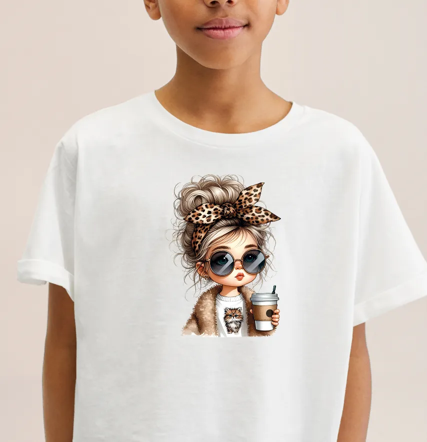 Термонаклейка "Девочка с кофе"19*13 см-1