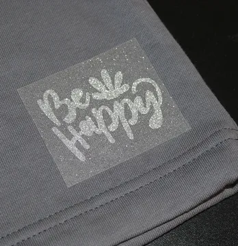 Термоаплікація з глітеру "Be happy" 5*6 см 