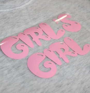 Термоаплікація об'ємна пуф "Girls girl" 16*10,5 см рожевого кольору