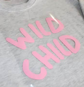 Термоаплікація об'ємна пуф "Wild child" 16*15,5 cм рожевого кольору