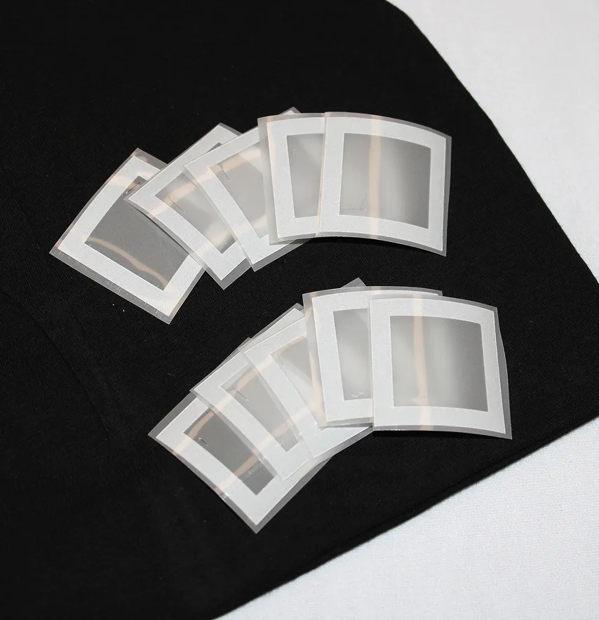 Термоаппликация рефлективная "Геометрические фигуры" квадрат 3,5*3,5 см серого цвета-1