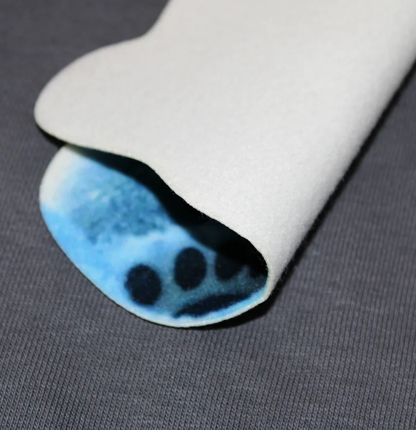 Нашивка тканевая фигурная "Белый медведь в снегу" 14,8*19 см из кашемира-2