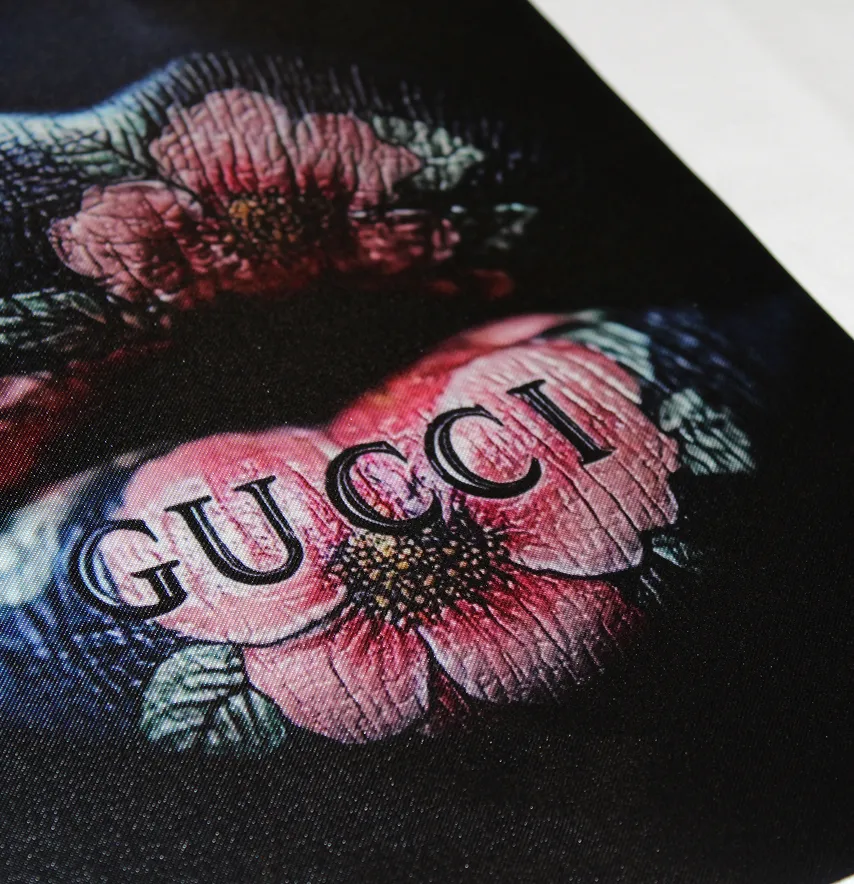 Нашивка тканева "Губи з квітами" 19*25 см-1