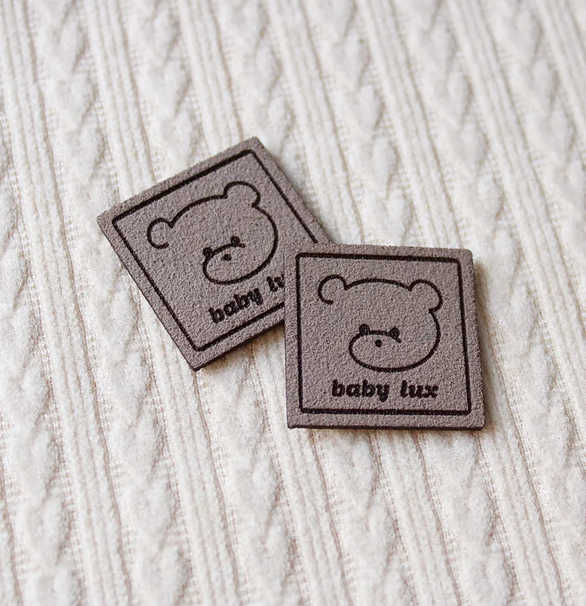 Нашивка "BabyLux" ведмедик 30*30 мм блідо-рожевого кольору-1