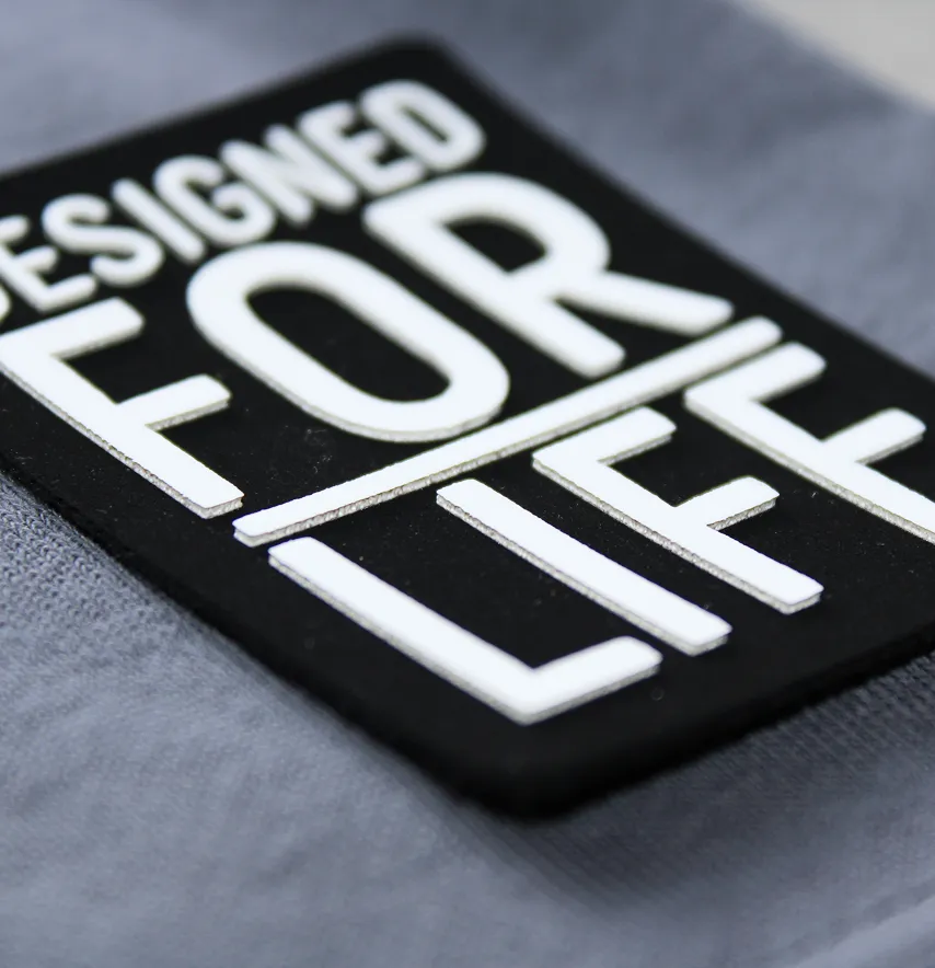 Нашивка "For Life" з об'ємним лого 55*65 мм чорного кольору з білим написом-2