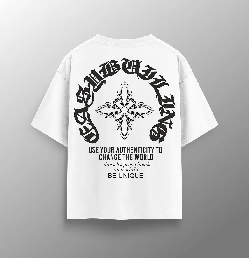 Футболка жіноча оверсайз "Use your authenticity" білого кольору-1