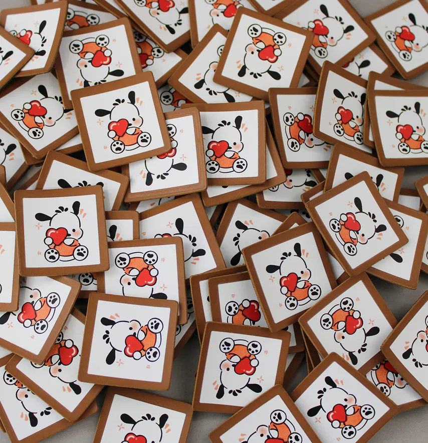 Нашивка "Песик з сердечком" на білому 30*30 мм пісочна основа-3