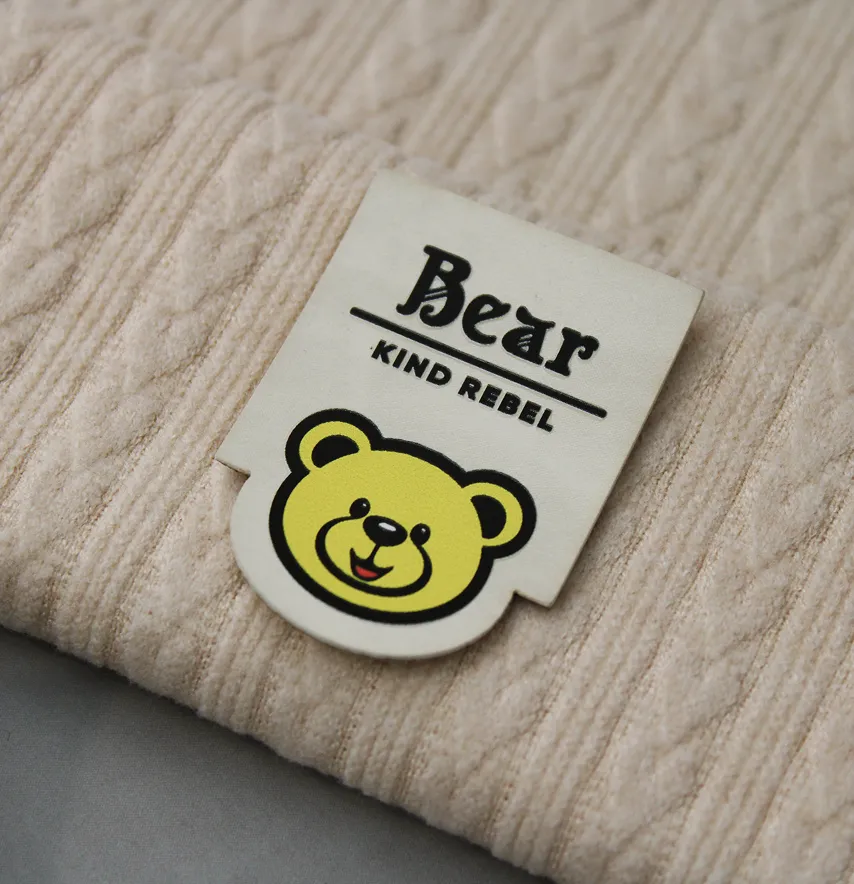 Нашивка "Bear kind rebel" 35*50 мм молочна основа-3