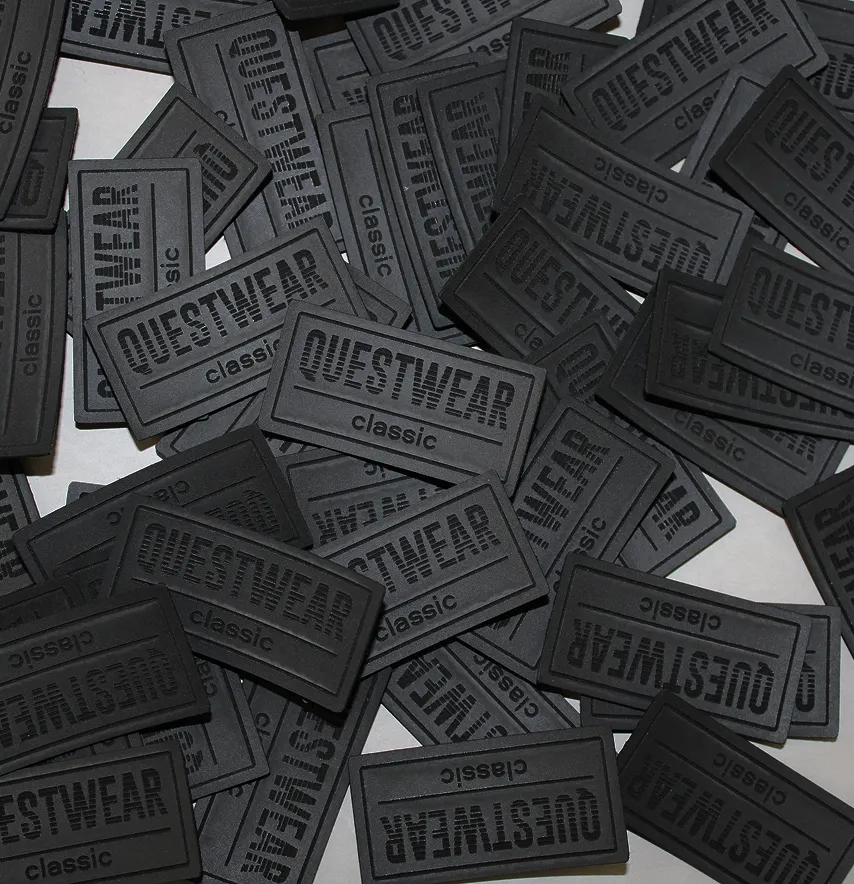 Нашивка "Questwear" 50*25 мм чорного кольору-2