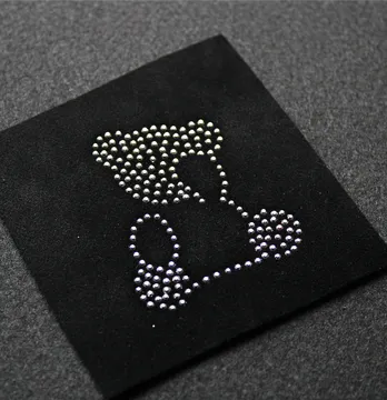 Аплікація зі страз "Ведмедик" ss6 срібло металік 5*6 см (4шт на лист)