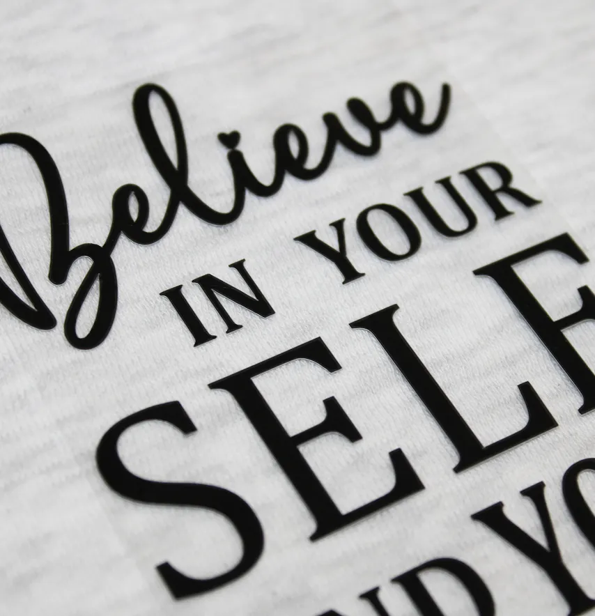 Термоаплікація з плівки "Believe in yourself" 14*8 см чорного кольору-3