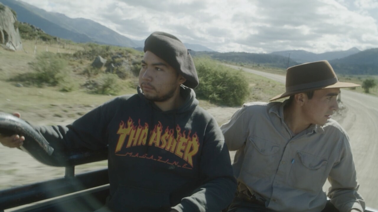 Desde La Montaña Vemos La Montaña (From the Mountain We See the Mountain)