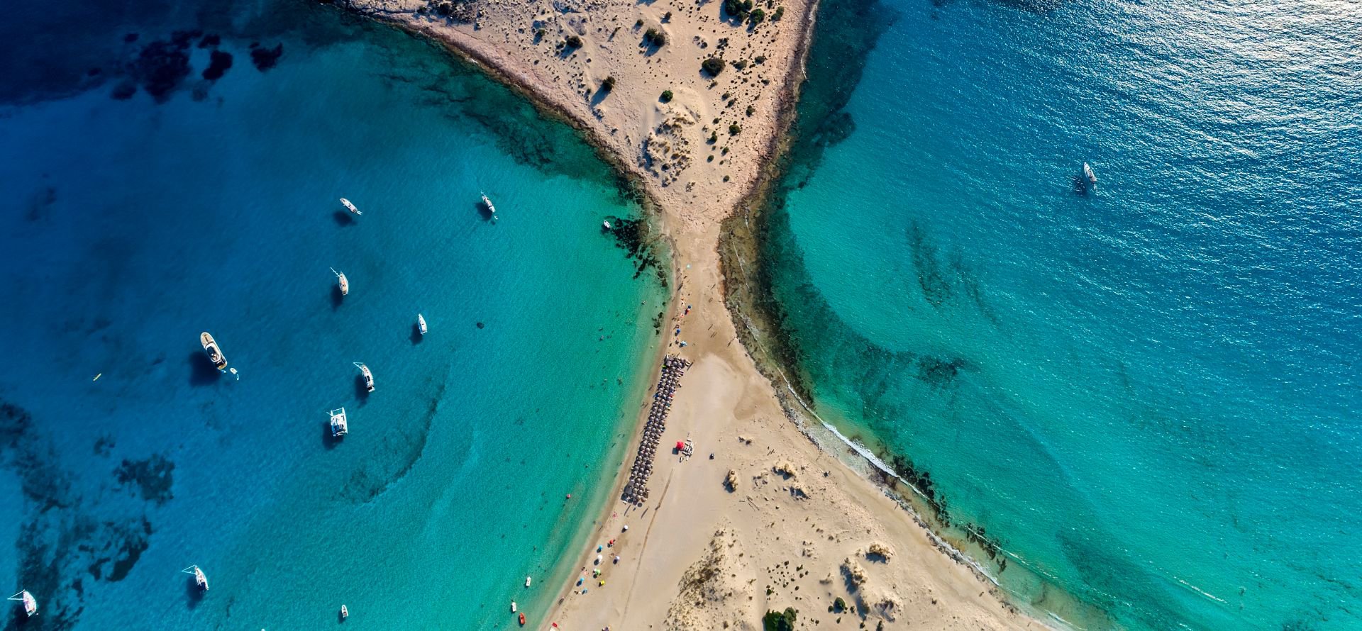 Απίθανη θέα στη θάλασσα από ψηλά