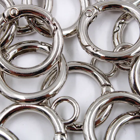 Argola Mosquetao Articulada 23Mm Em Zamac (20 Pc)