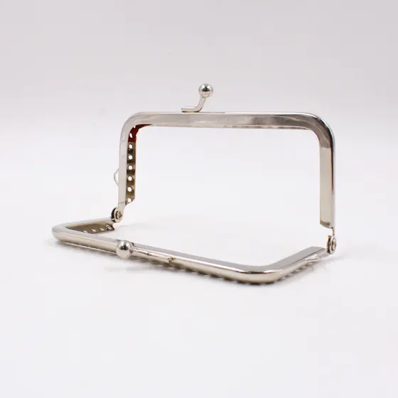 Fecho Da Vovo Quadrado 10.5Cm Em Ferro Unidade - Niquel