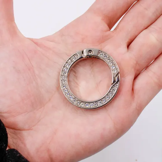 Argola Mosquetao Articulada Com Strass 35Mm Em Zamac (2 Pc) - Niquel