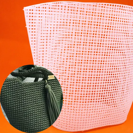 Tela Plastica Para Bolsa 40X20Cm Unidade