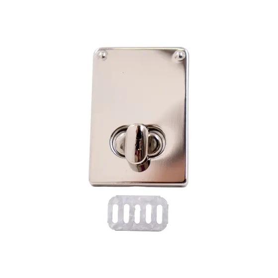 Fecho Torniquete Retangular Para Bolsa 44X30Mm Em Ferro (12 Pc) - Niquel