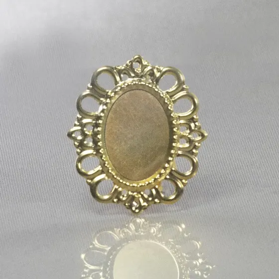 Tag Oval Para Chaton 13X18Mm Em Ferro Com 200 Pecas 073 - Dourado 073