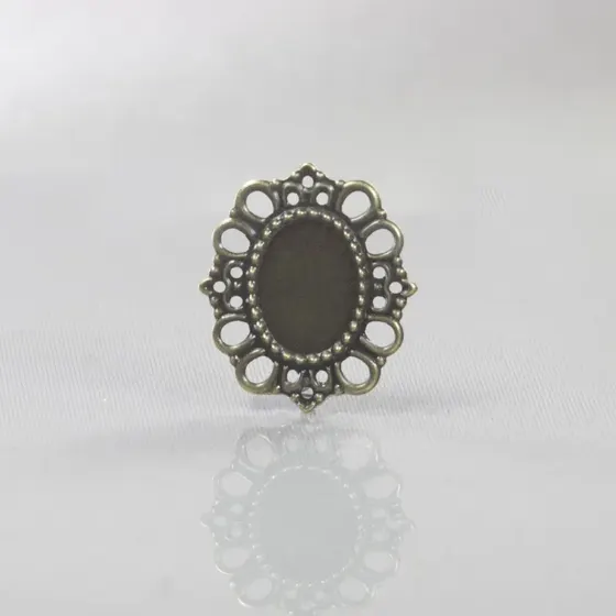 Tag Oval Para Chaton 13X18Mm Em Ferro Com 200 Pecas 075 - Ouro Velho
