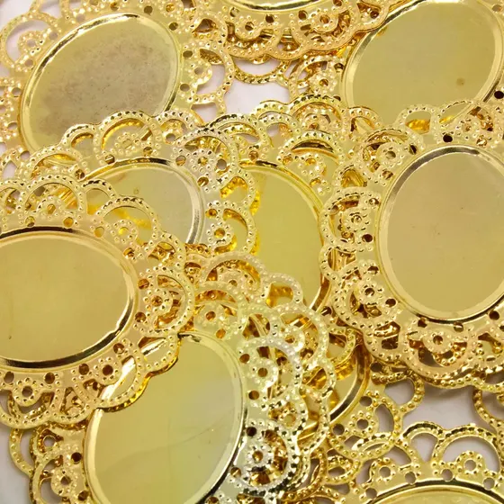 Tag Moldura Oval Para Chaton 18X25Mm Em Ferro Com 200 Pecas 073 - Dourado 073
