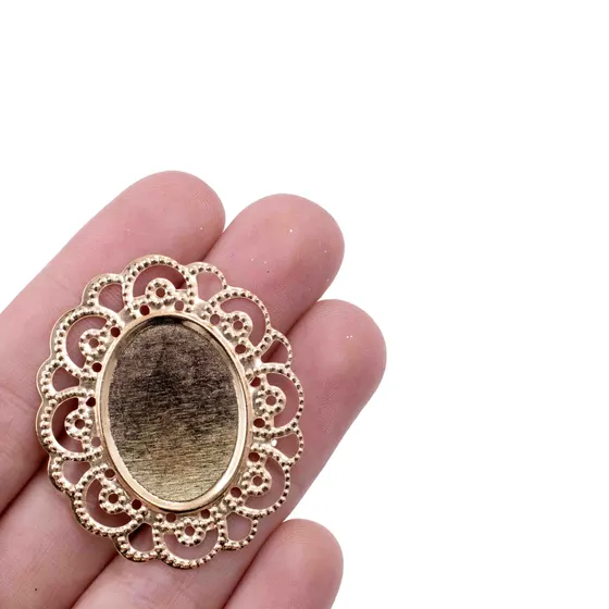 Tag Moldura Oval Para Chaton 18X25Mm Em Ferro Com 200 Pecas