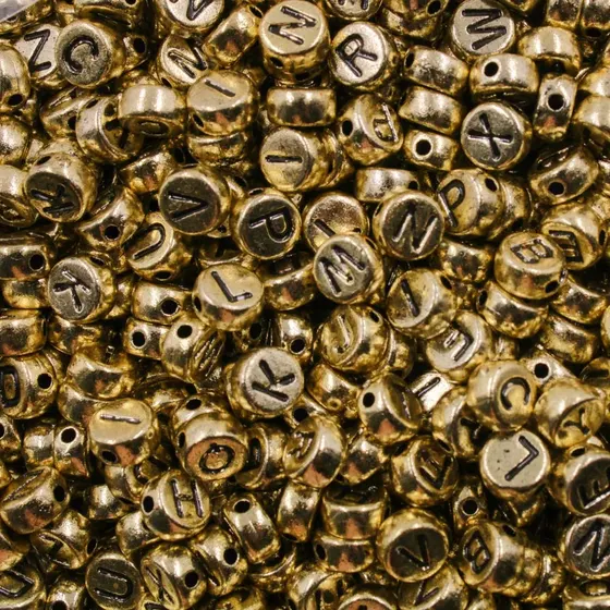 Micanga Entremeio Redondo Com Letra 07Mm Em Plastico Com 500Gr 073 - Dourado 073