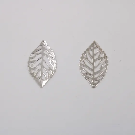 Pingente Folha 14X23Mm Em Ferro Com 500 Pecas - Niquel