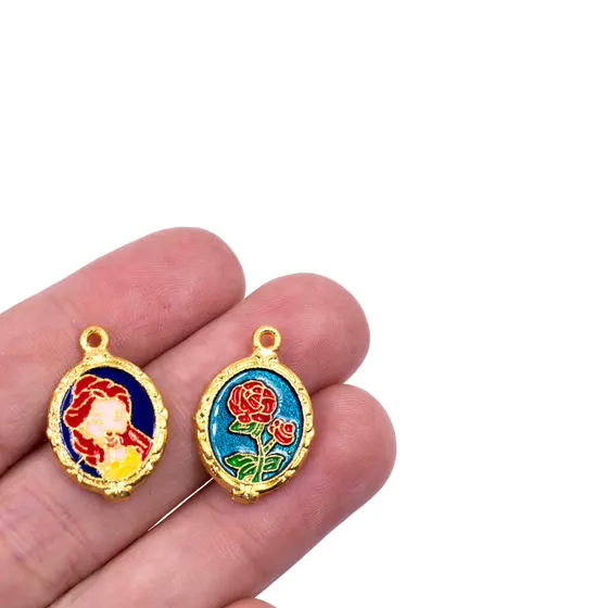 Pingente Princesas E Icones 14X21Mm Em Zamak Com 30 Pecas
