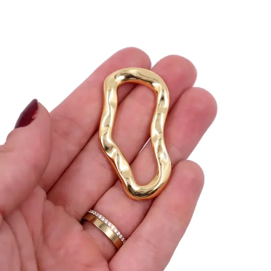 Fivela Oval Organica Cataforetica Em Zamak Com 02 Unidades - Dourado