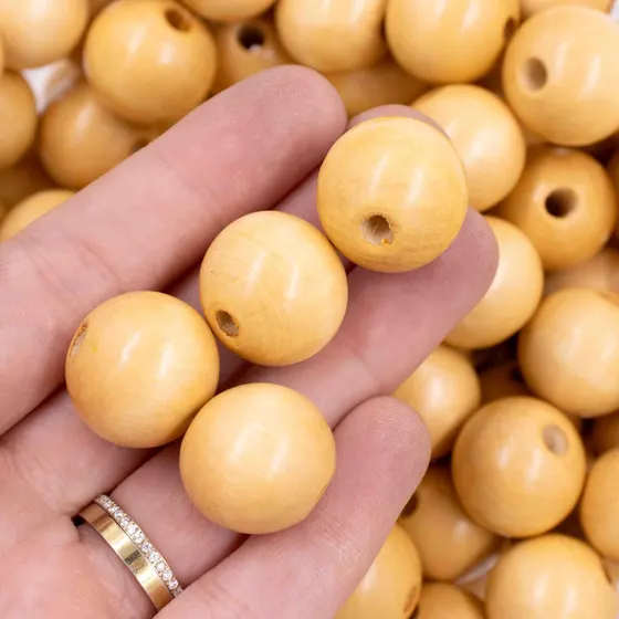 Bola Passante 20Mm Em Madeira Com 500G