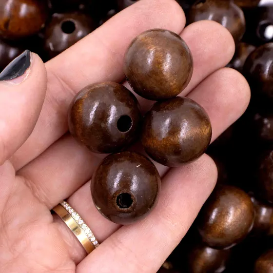 Bola Passante 20Mm Em Madeira Com 500G