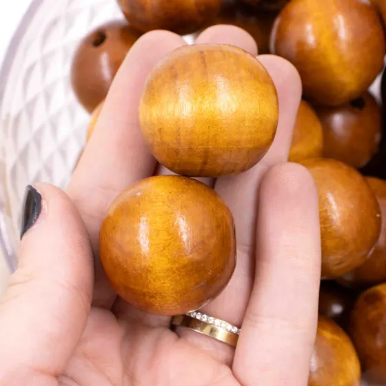 Bola Passante 30Mm Em Madeira Com 500G