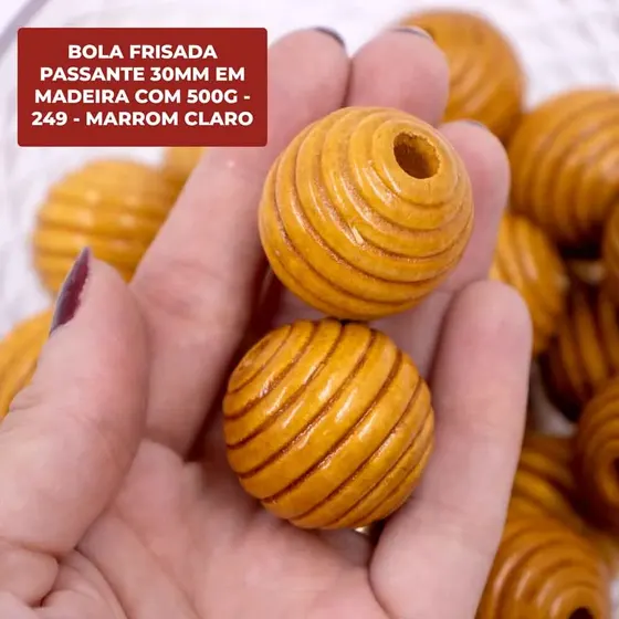 Bola Frisada Passante 30Mm Em Madeira Com 500G