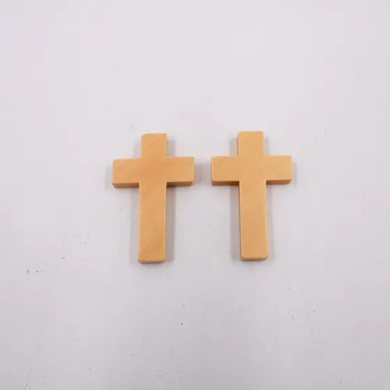 Cruz Passante De Madeira 2.5X4Cm Com 10 Pecas